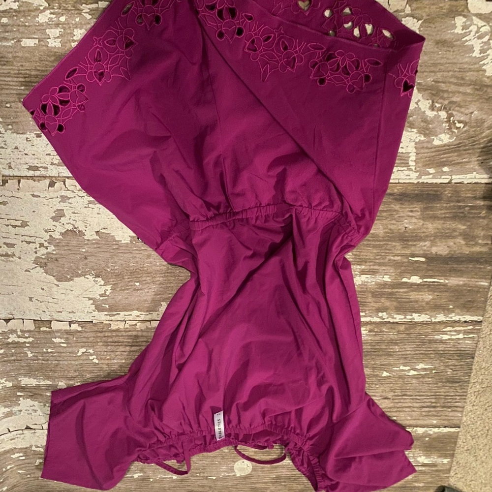 Athleta romper extra small